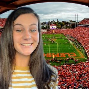 Meet your Posher, Riley